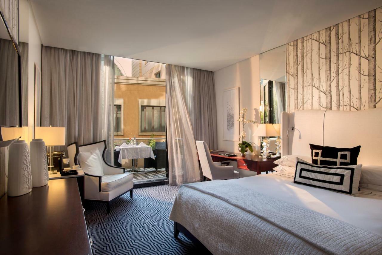 Davinci Hotel On Nelson Mandela Square Johannesburgo Exterior foto